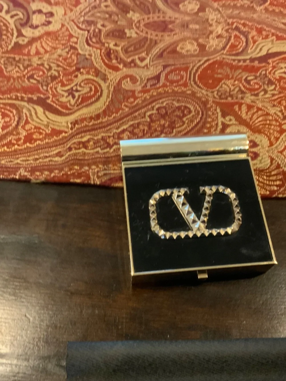 Valentino eye2cheeck star studs edition 111, MSRP $52 used few times